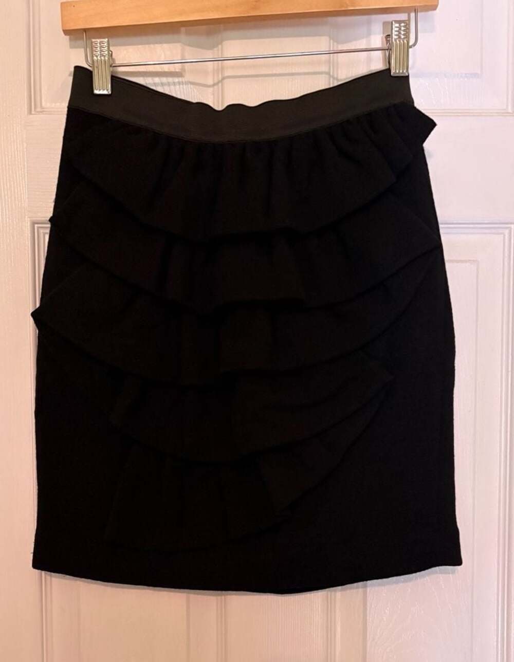 EUC 3.1 Phillip Lim black tiered ruffle skirt, woolen & silk, size 4